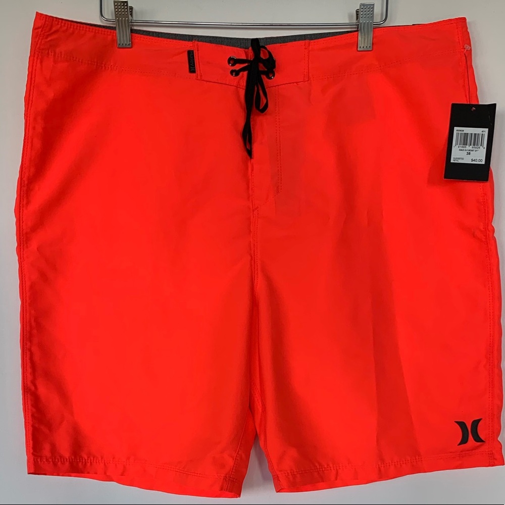 HURLEY OAO 2.0 BOARD SHORTS 38 BELOW THE KNEE 21"